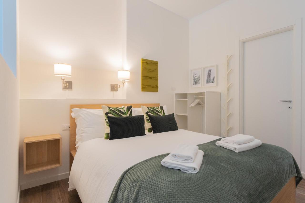 Enchanted Como Lake - Tremezzo Apartments By Rent All Como Экстерьер фото