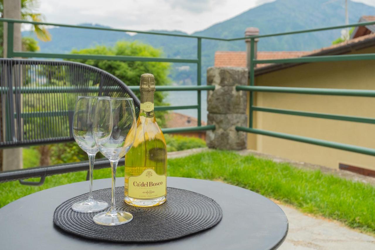Enchanted Como Lake - Tremezzo Apartments By Rent All Como Экстерьер фото
