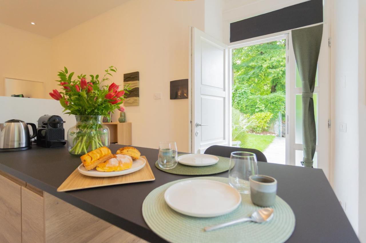 Enchanted Como Lake - Tremezzo Apartments By Rent All Como Экстерьер фото