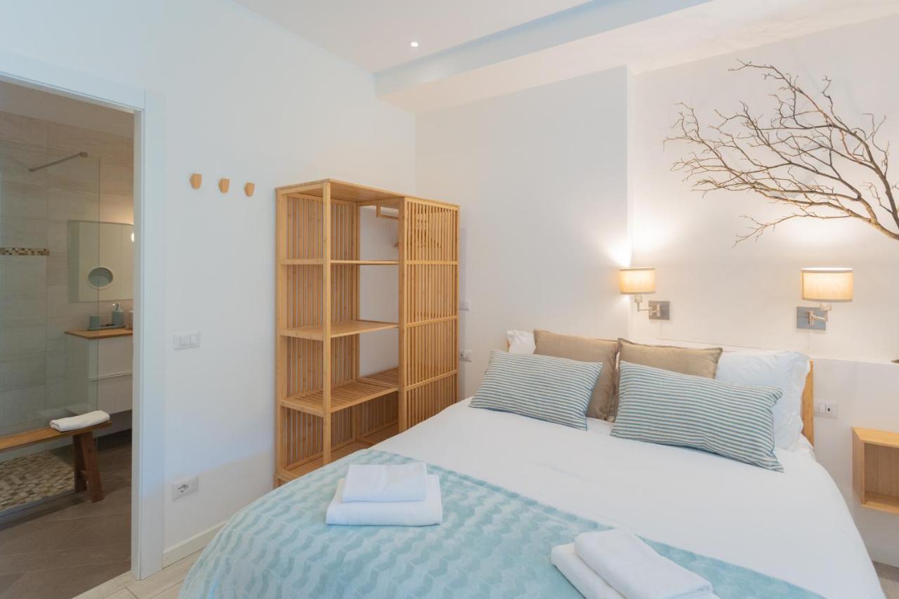 Enchanted Como Lake - Tremezzo Apartments By Rent All Como Экстерьер фото